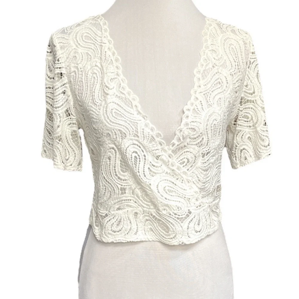 Zara Swirl Lace Faux Wrap Cropped Top Off White Size Small